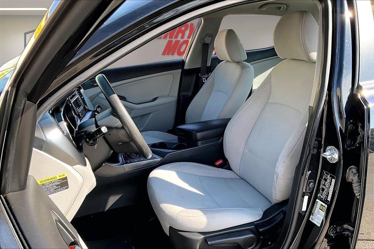 Used 2013 Kia Optima LX FWD image 22