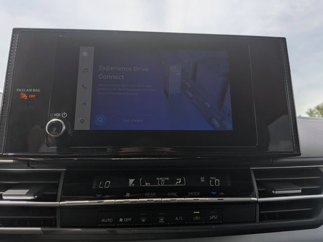 Used 2026 Toyota Sienna LE FWD image 19