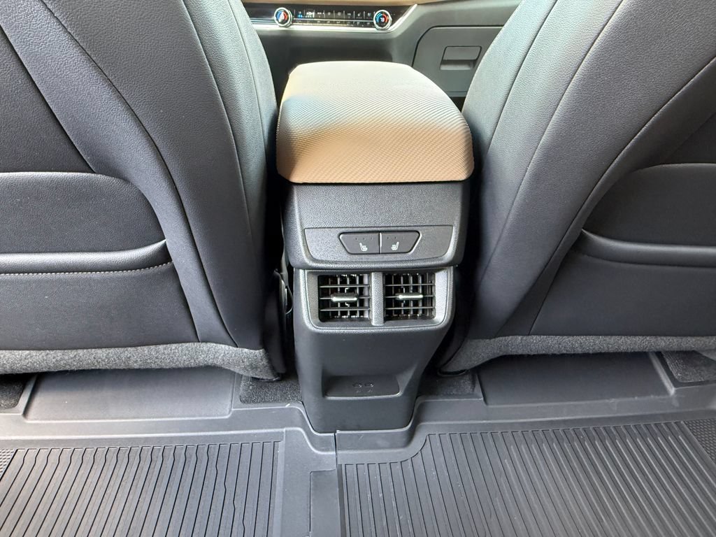 Certified 2026 Chevrolet Equinox ACTIV w/ Convenience Package III AWD/4WD image 29
