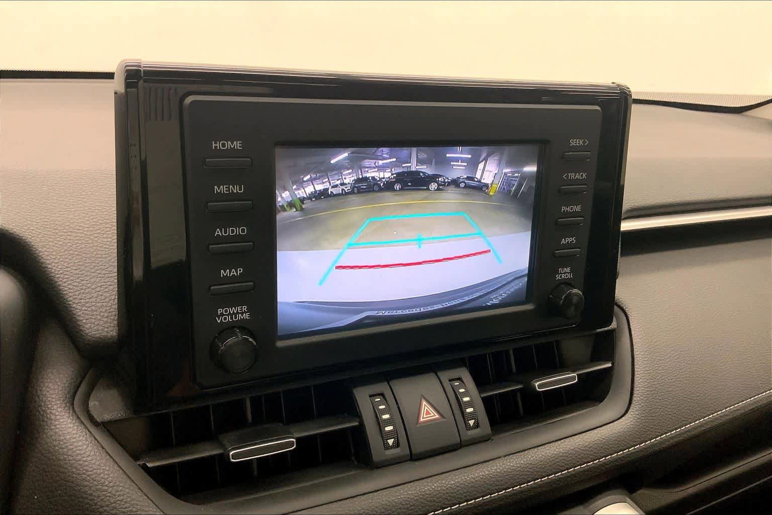 Used 2019 Toyota RAV4 XLE Premium FWD image 24