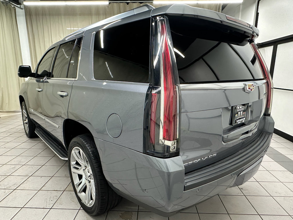 Used 2020 Cadillac Escalade Luxury image 10