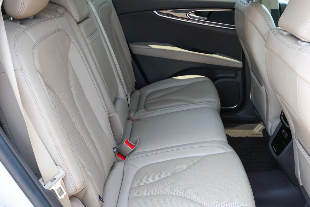 Used 2022 Lincoln Nautilus Reserve AWD/4WD image 20