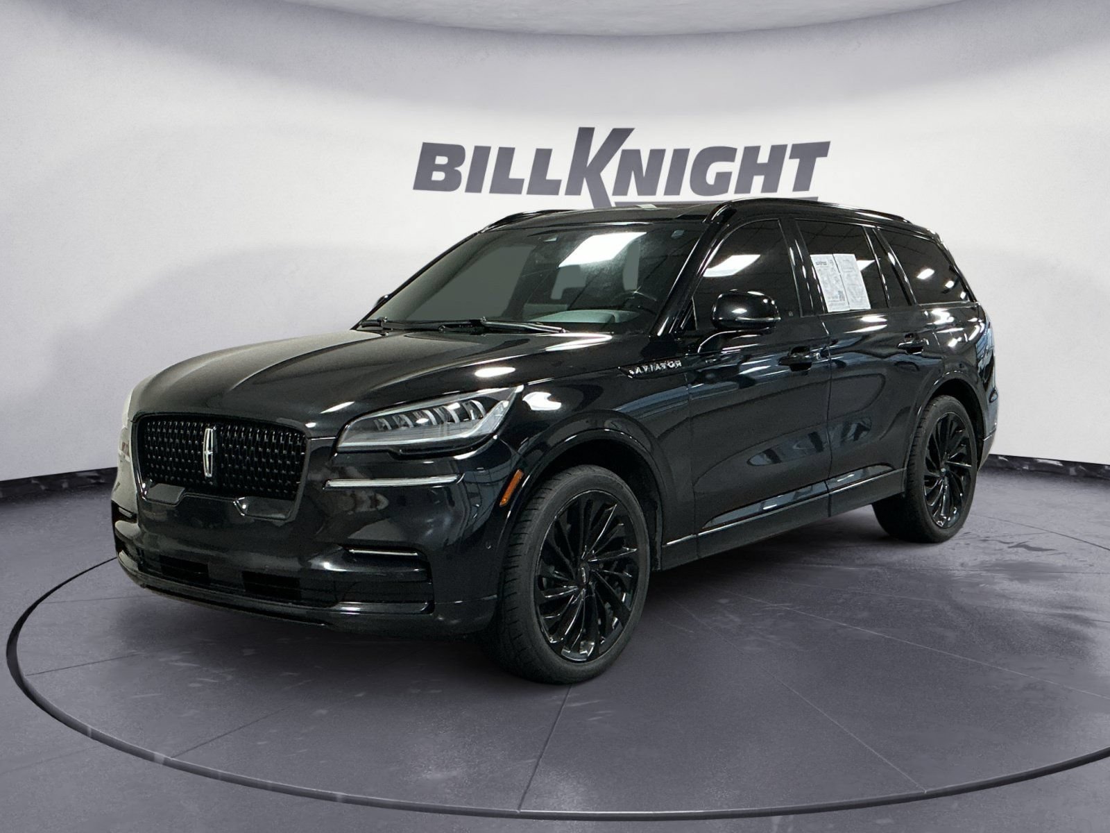 Certified 2023 Lincoln Aviator Reserve w/ Jet Appearance Package AWD/4WD image 1