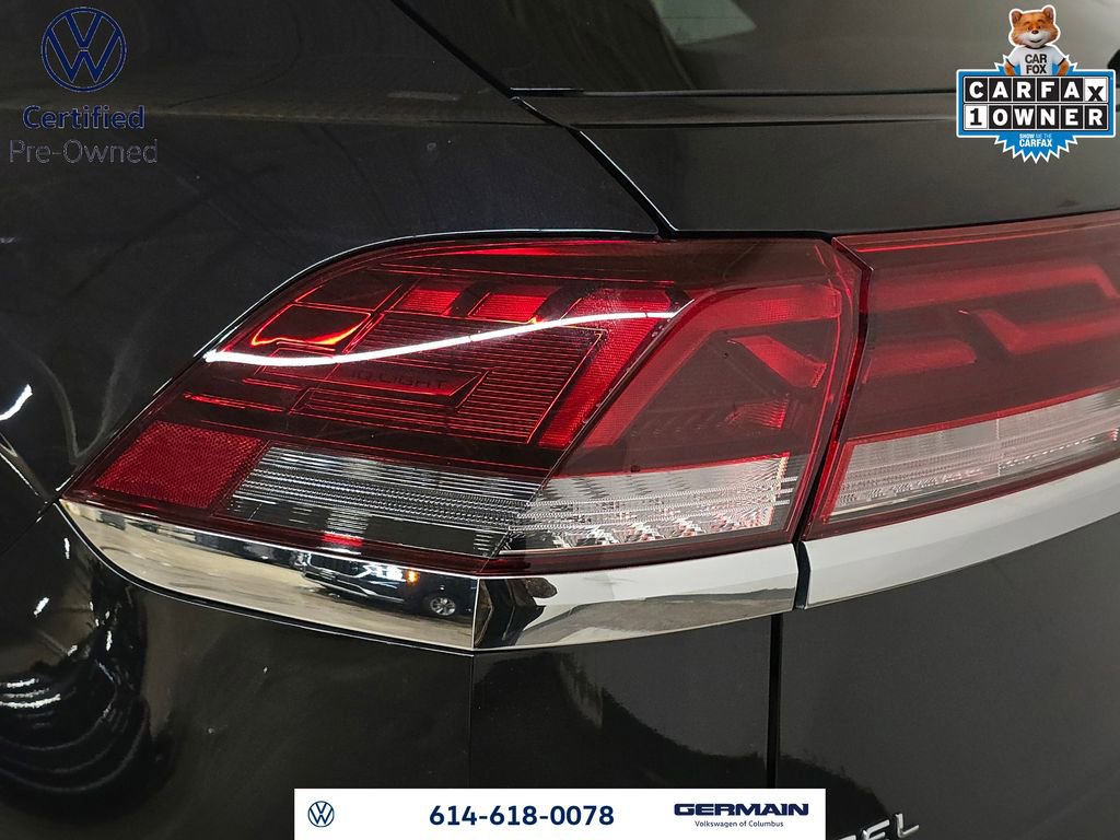 Certified 2025 Volkswagen Atlas Cross Sport SEL Premium R-Line image 15