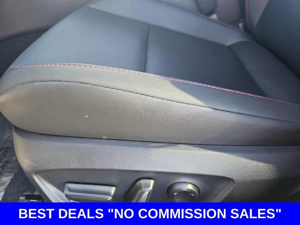 Used 2026 Toyota Prius Plug-In Hybrid FWD image 28