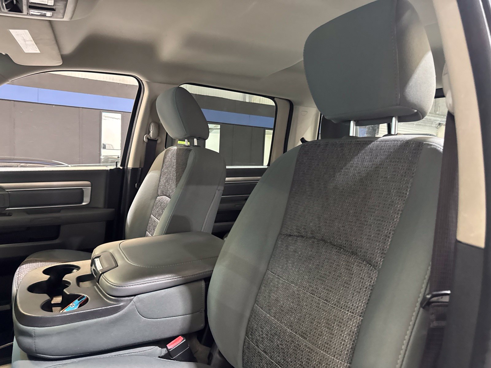 Used 2014 RAM 2500 SLT w/ Luxury Group AWD/4WD image 24