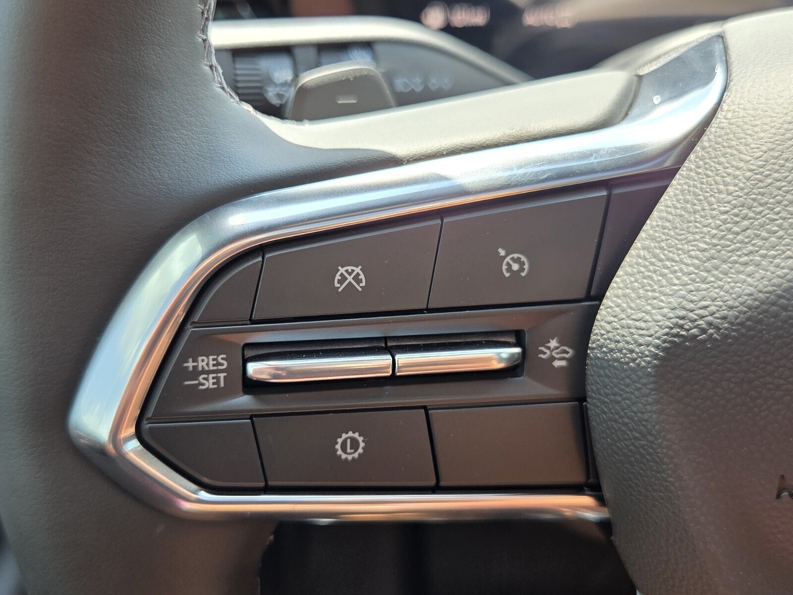New 2026 Chevrolet Suburban Premier AWD/4WD image 18