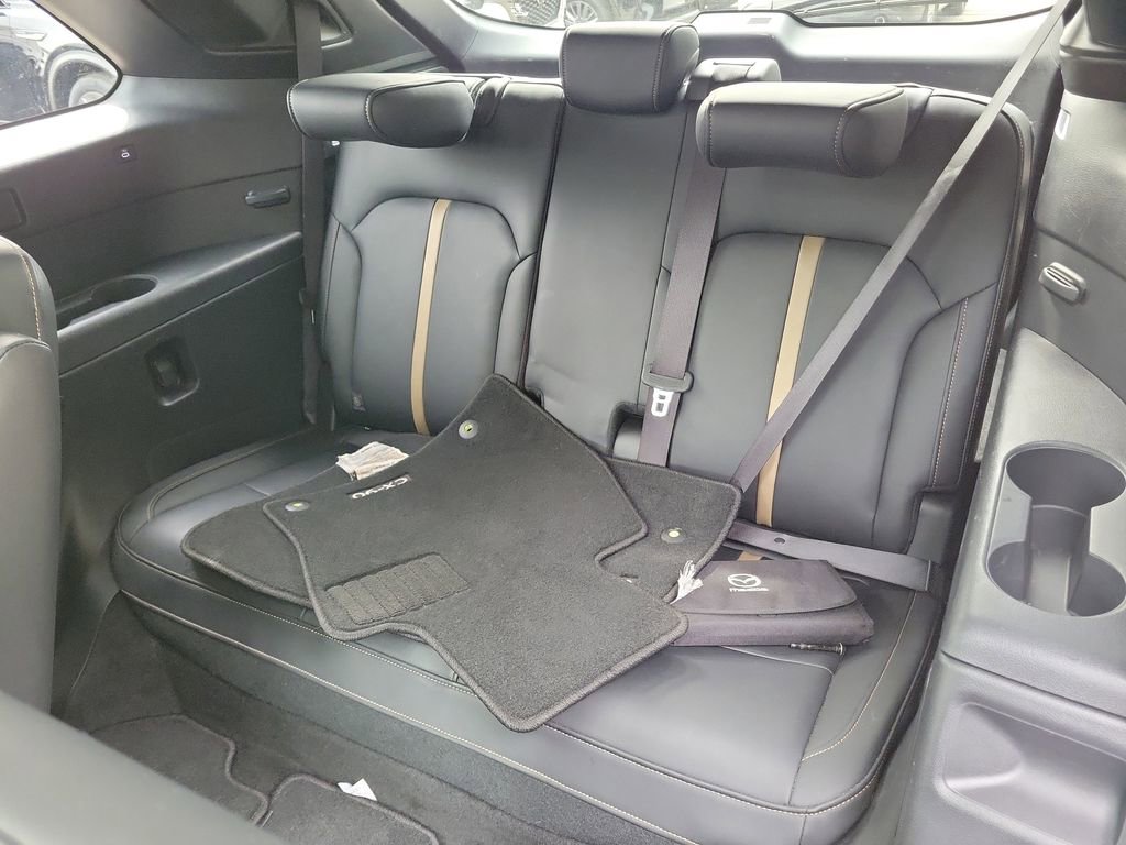 Used 2024 MAZDA CX-90 Plug-In Hybrid w/ Premium Plus image 17