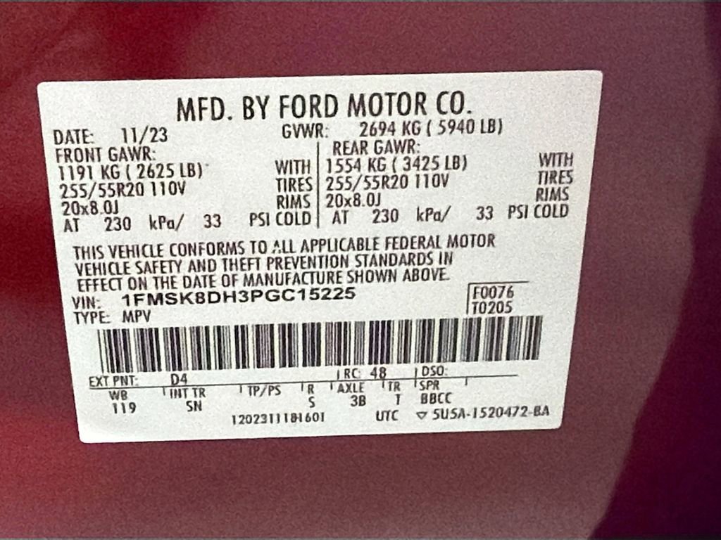 Used 2023 Ford Explorer XLT w/ Equipment Group 202A AWD/4WD image 35