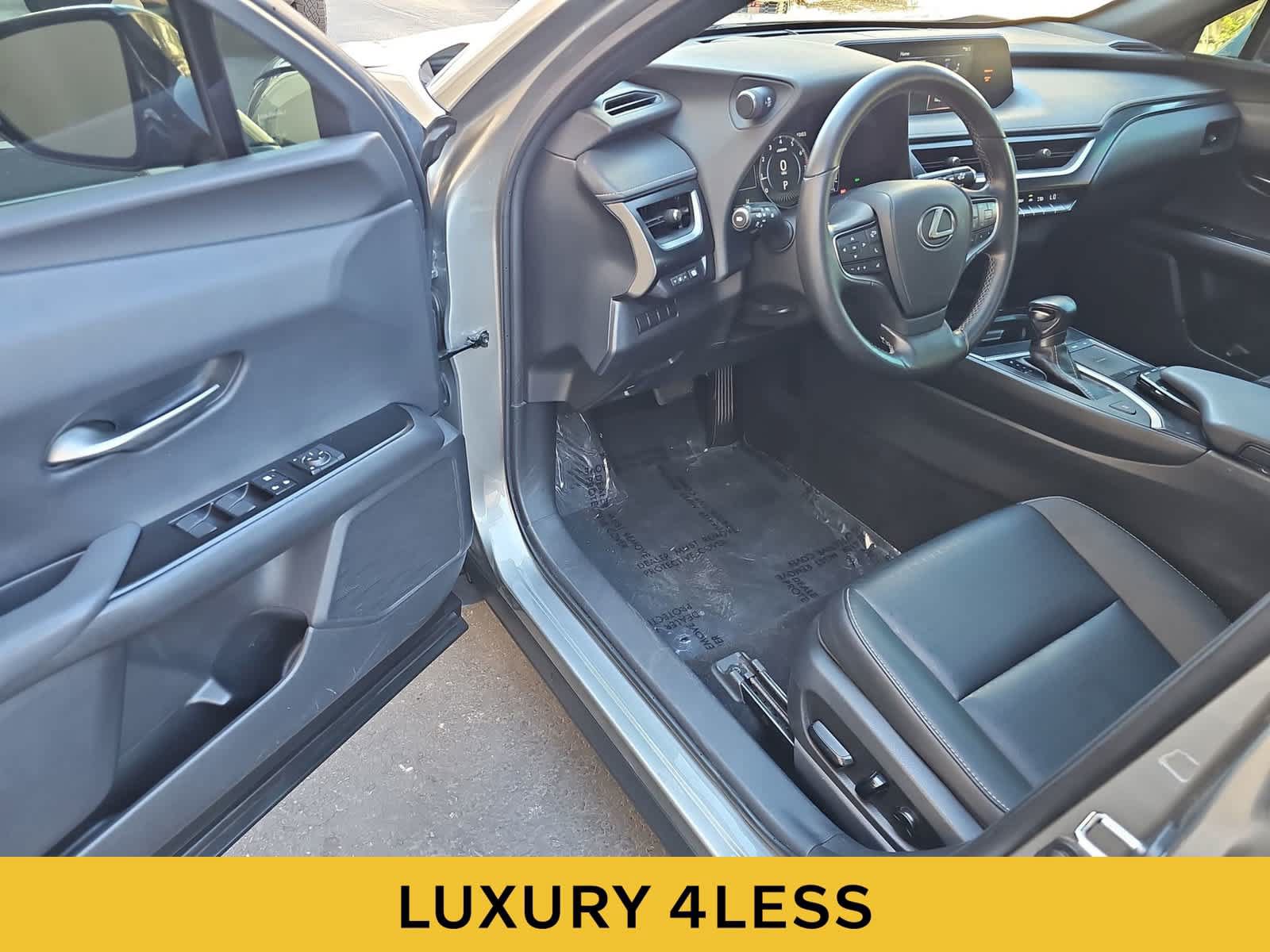 Used 2019 Lexus UX 200 w/ Accessory Package 2 FWD image 10