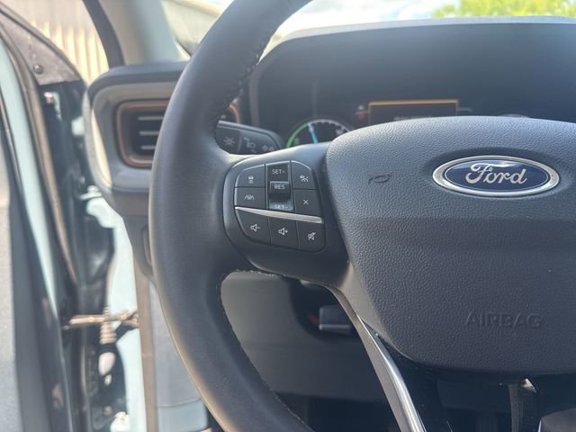 Used 2023 Ford Maverick Lariat w/ Lariat Luxury Package FWD image 17