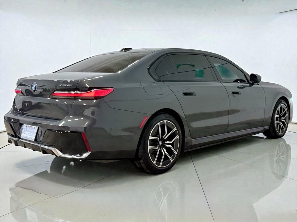 Used 2024 BMW i7 xDrive60 image 13