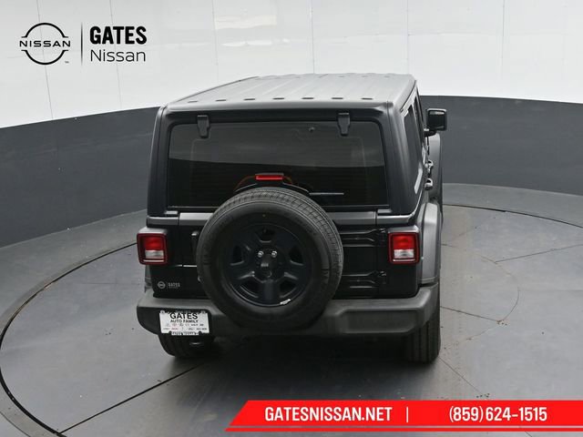 Used 2023 Jeep Wrangler Sport image 39