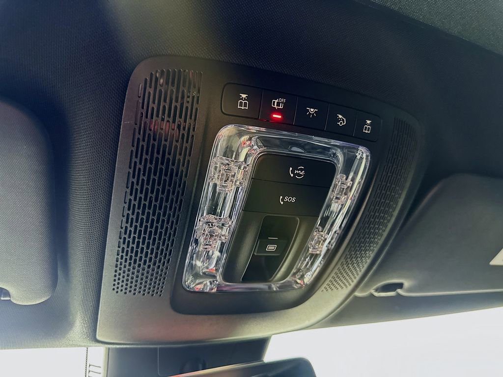 Used 2023 Mercedes-Benz CLA 35 AMG 4MATIC w/ Parking Assistance Package image 32