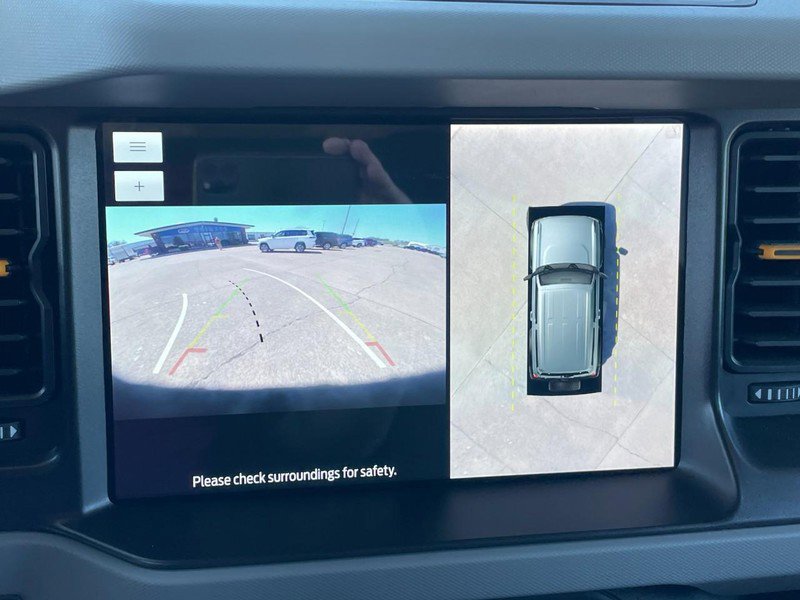 Used 2023 Ford Bronco Badlands image 37