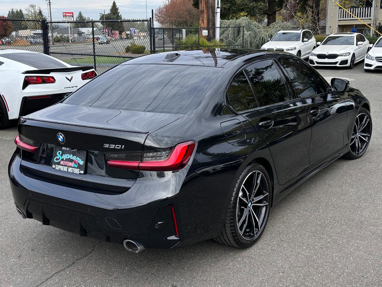 Used 2023 BMW 330i Sedan w/ M Sport Package image 28