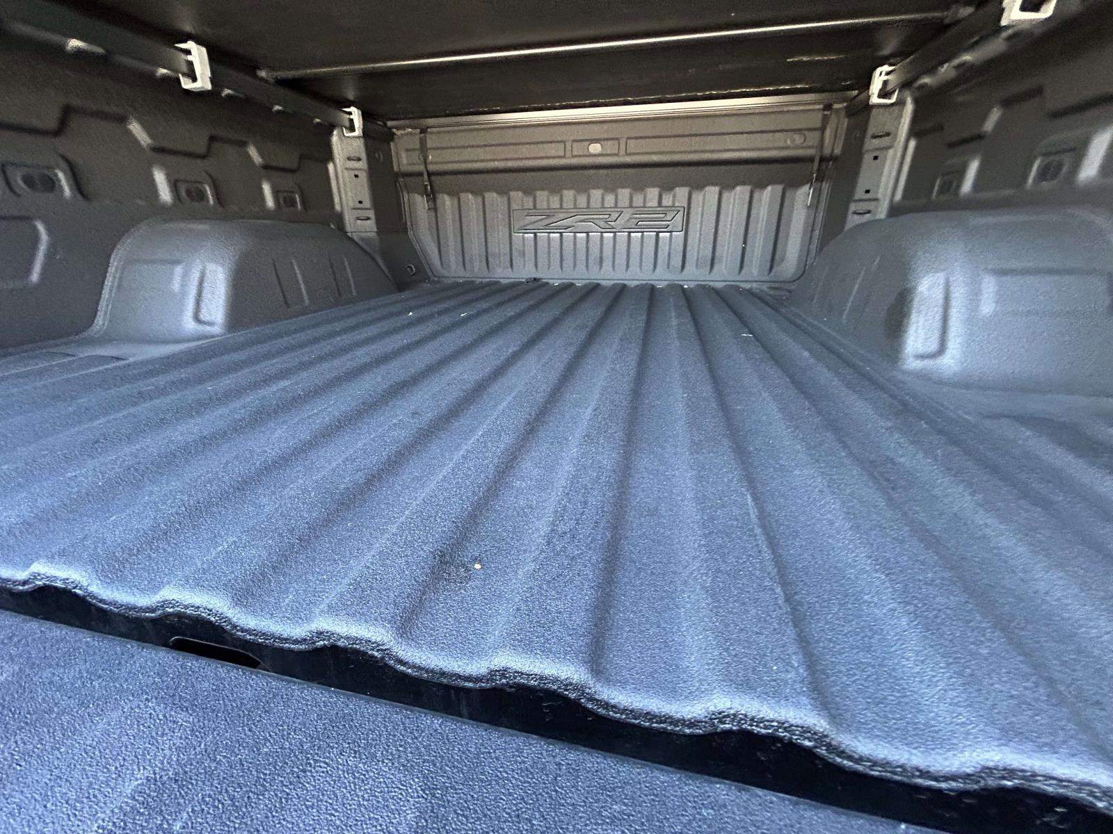 Used 2024 Chevrolet Silverado 1500 ZR2 w/ Technology Package image 17