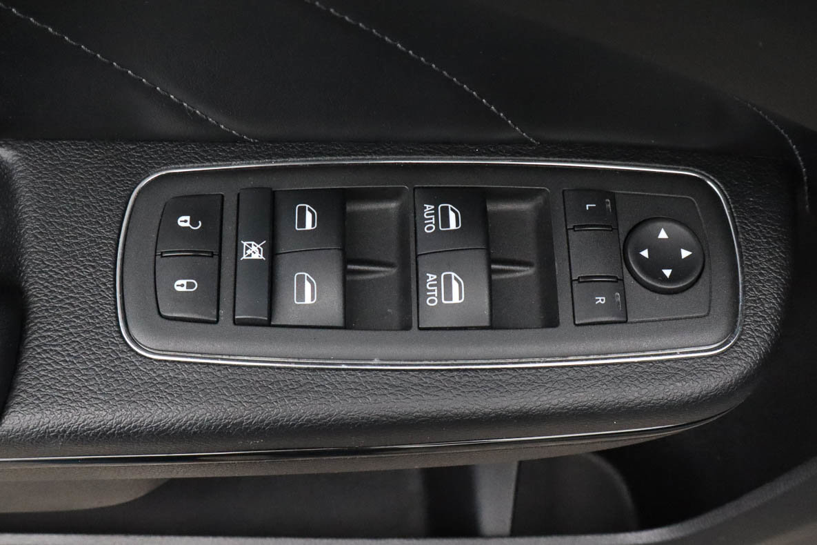 Used 2022 Dodge Charger Scat Pack w/ Daytona Edition Group image 16