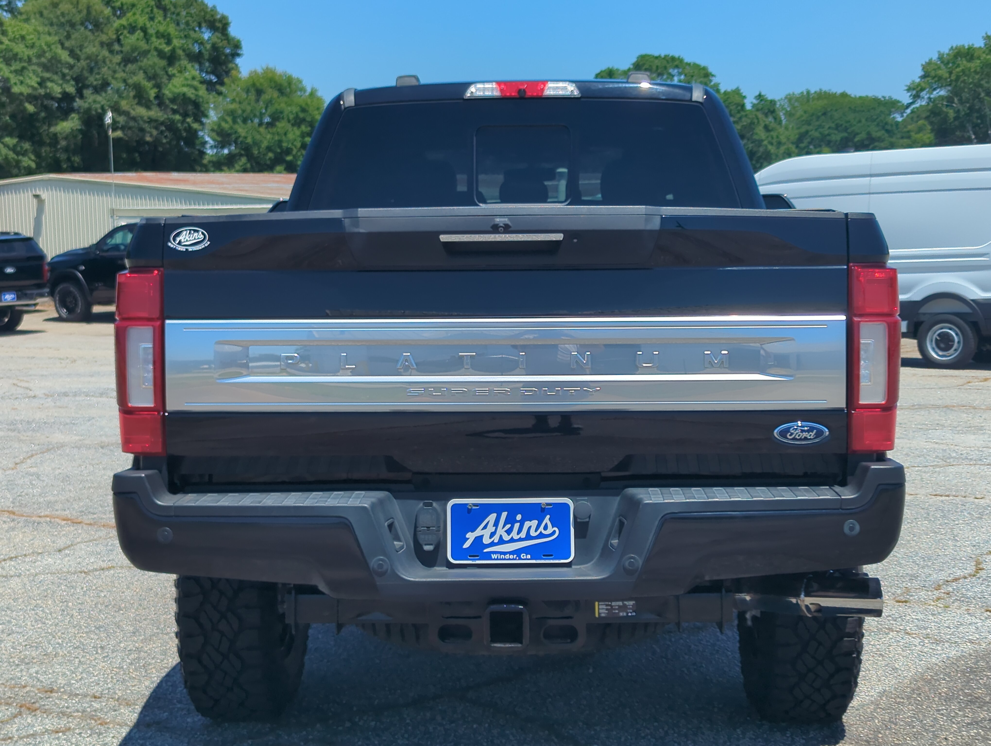 Used 2020 Ford F250 Platinum w/ Tremor Off-Road Package AWD/4WD image 4