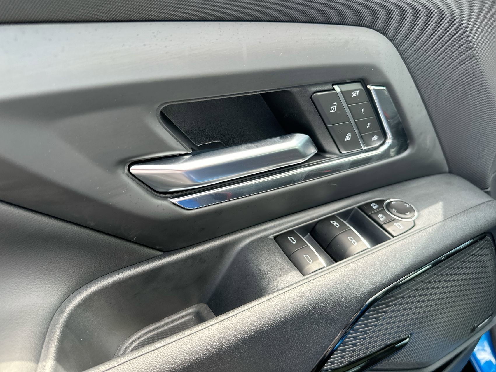 New 2025 Chevrolet Silverado EV RST AWD/4WD image 20