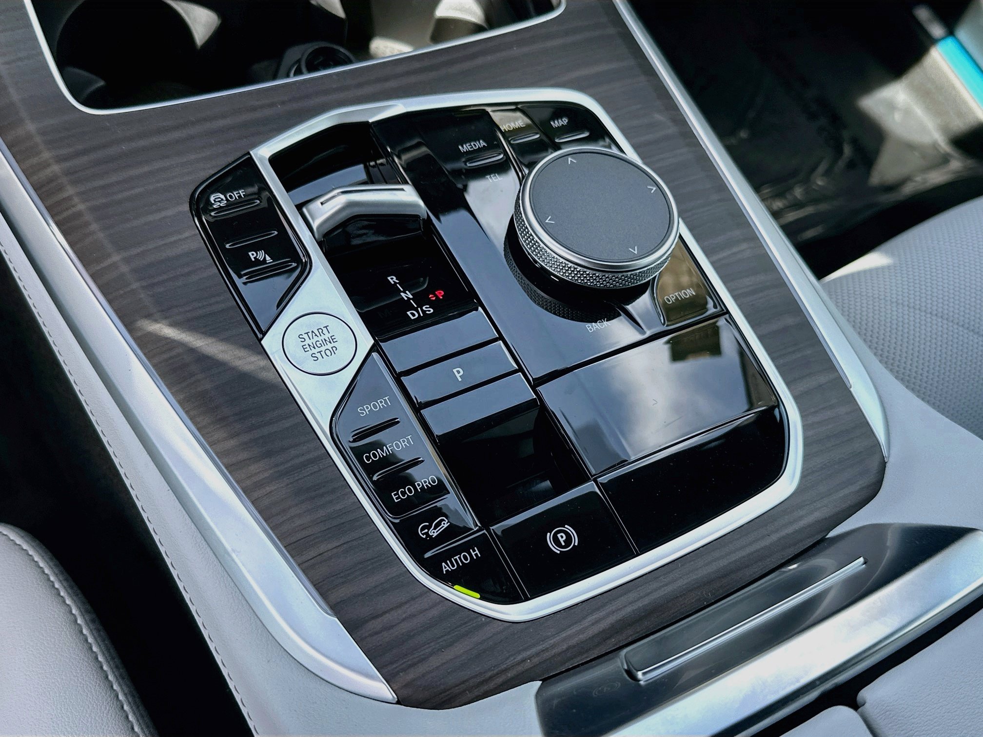 New 2026 BMW X5 xDrive40i AWD/4WD image 11