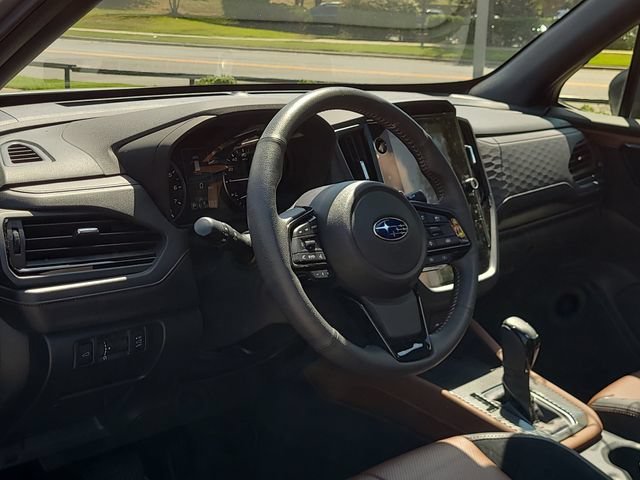 Certified 2025 Subaru Forester Touring AWD/4WD image 10