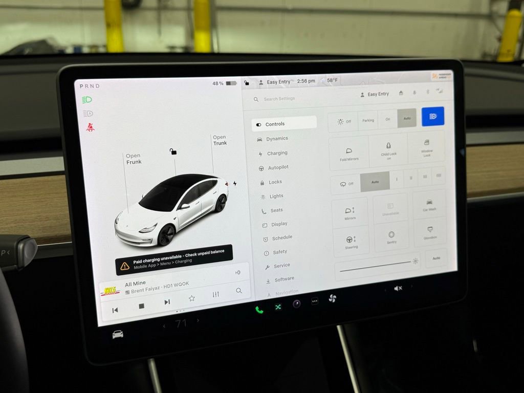 Used 2020 Tesla Model 3 Standard Range Plus image 26