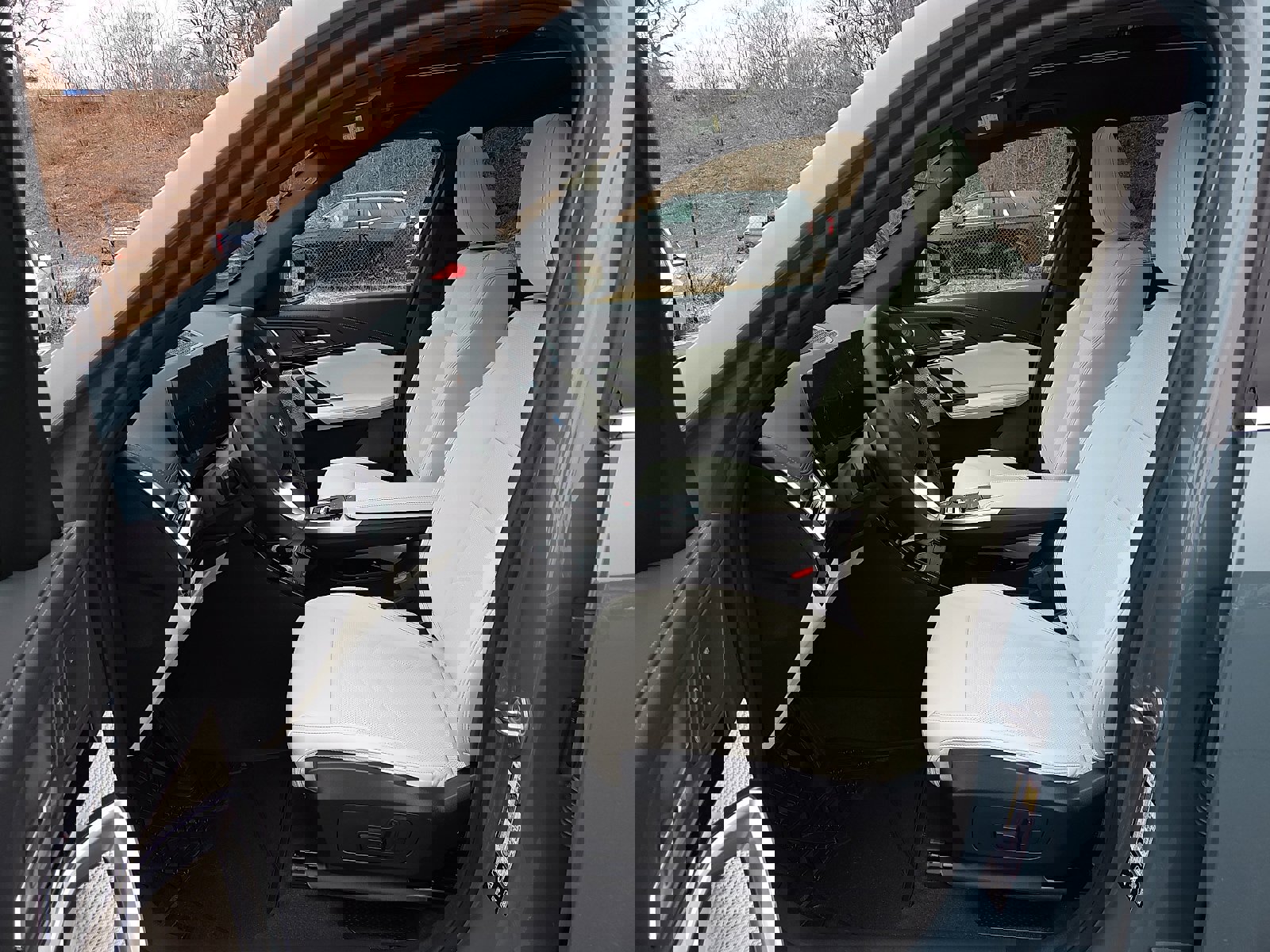 New 2026 BMW X1 xDrive28i w/ Technology Package image 9