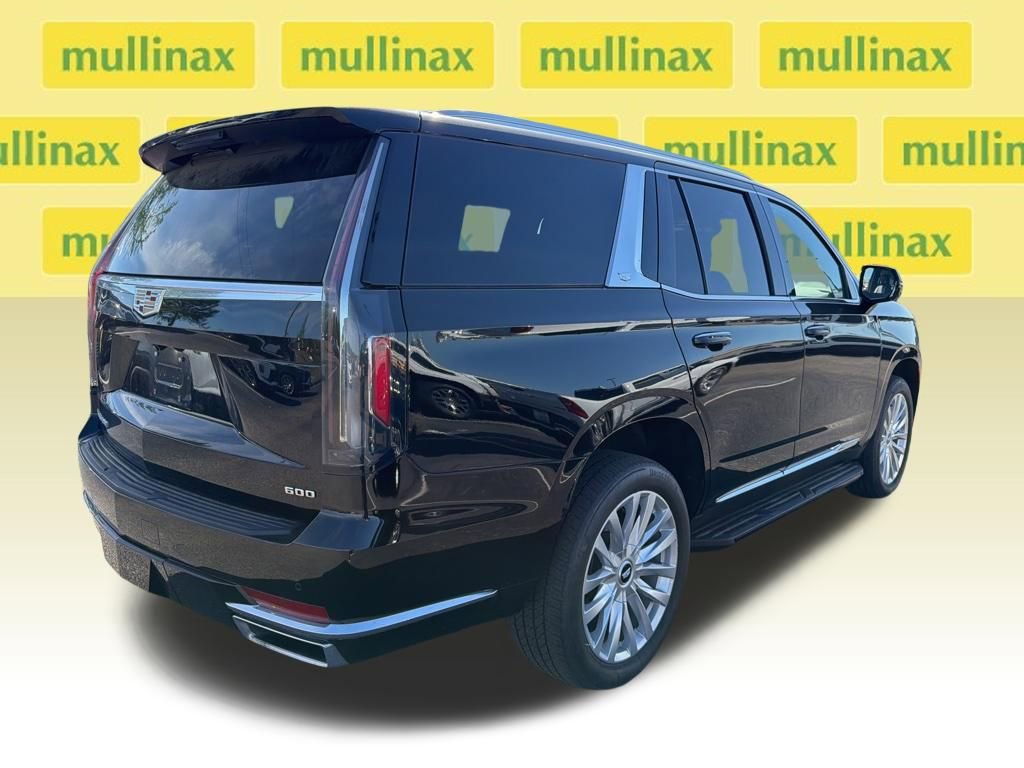 Used 2022 Cadillac Escalade Luxury image 11