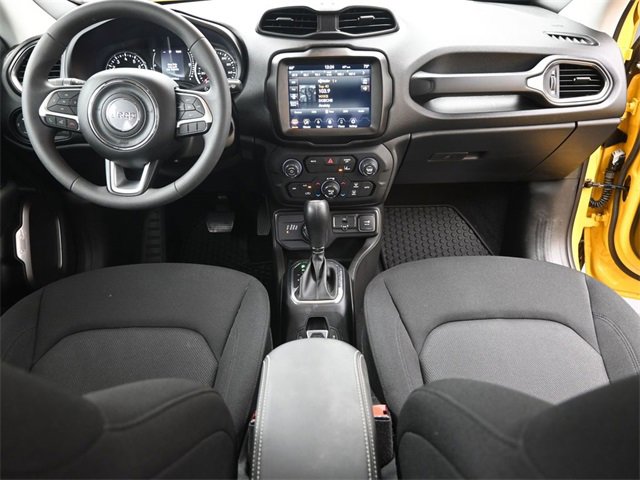 Used 2023 Jeep Renegade Latitude image 24