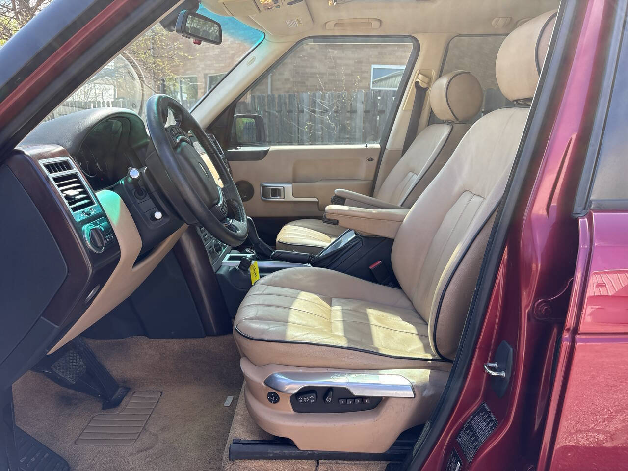 Used 2004 Land Rover Range Rover HSE AWD/4WD image 16