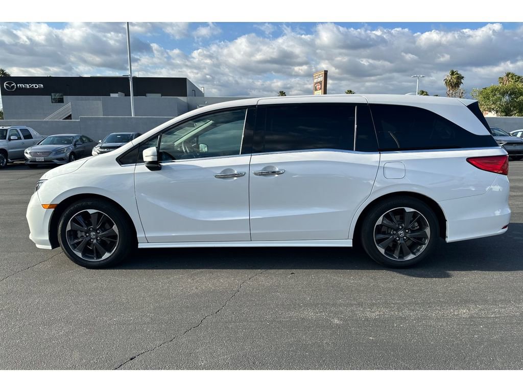 Used 2024 Honda Odyssey Elite image 2