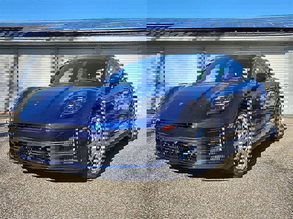 New 2026 Porsche Panamera 4 image 1