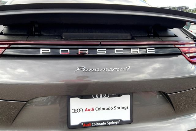Used 2018 Porsche Panamera 4 w/ Premium Package Plus AWD/4WD image 31