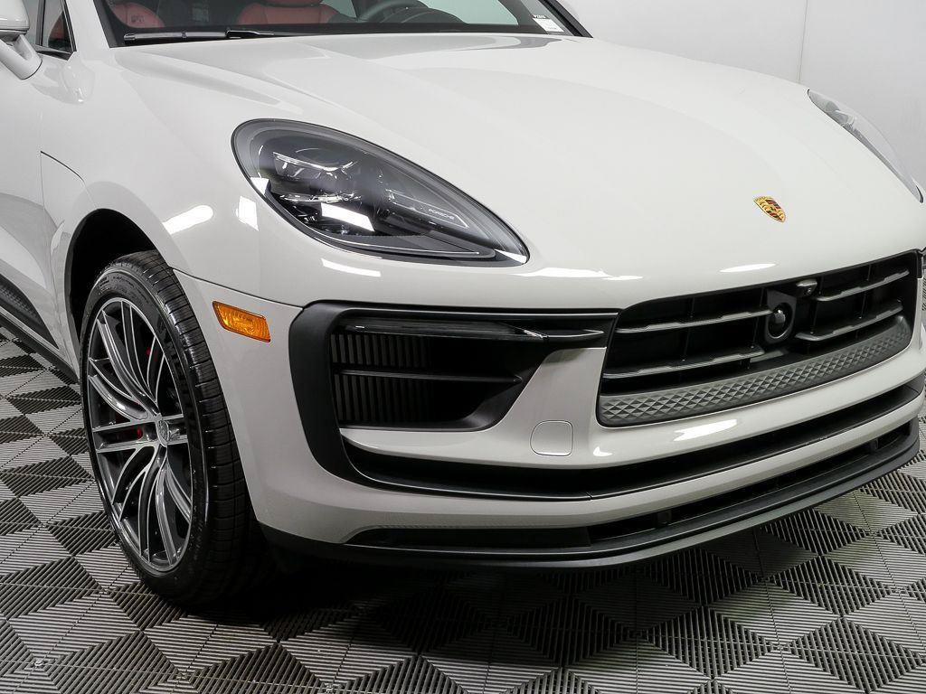 New 2026 Porsche Macan S AWD/4WD image 39