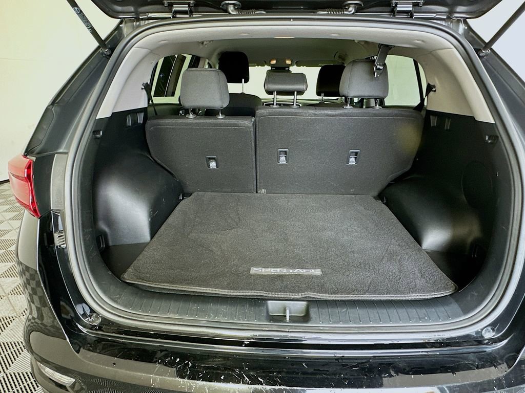 Used 2020 Kia Sportage LX image 23