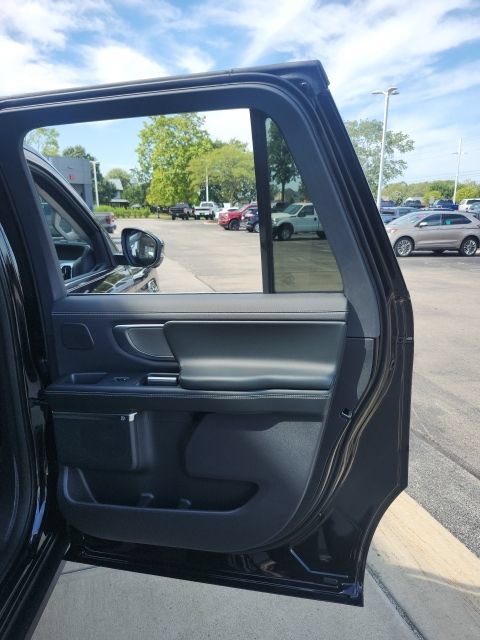 New 2027 Ford Expedition Max Platinum AWD/4WD image 23