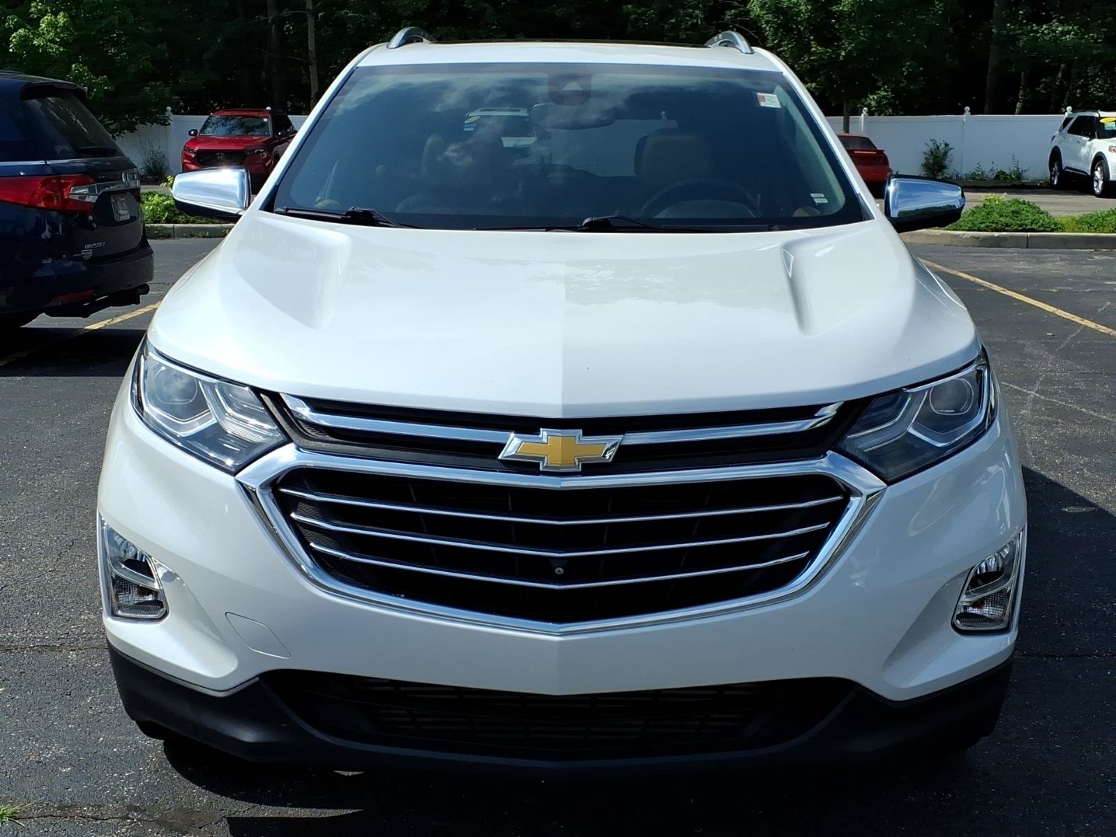 Used 2019 Chevrolet Equinox Premier AWD/4WD image 2