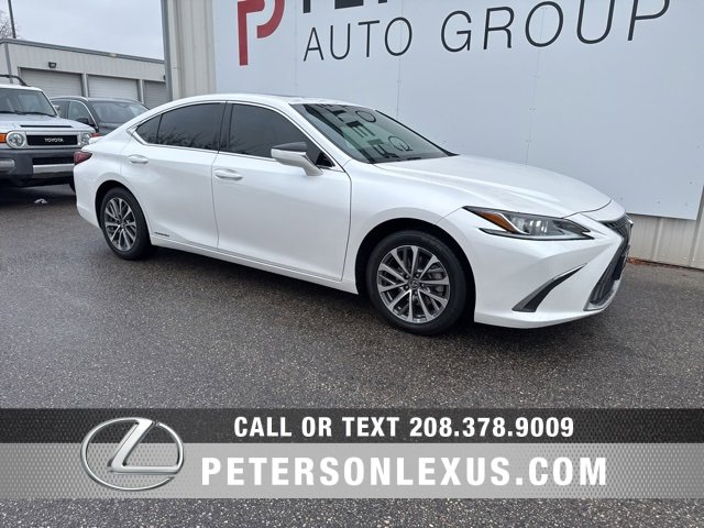 Used 2022 Lexus ES 300h w/ Accessory Package 2 image 1