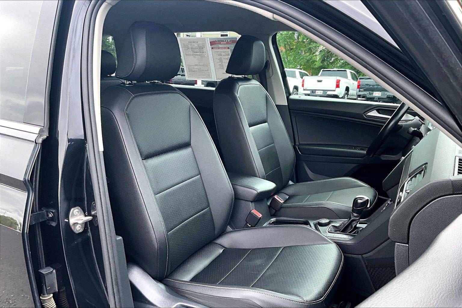 Used 2019 Volkswagen Tiguan SE AWD/4WD image 7