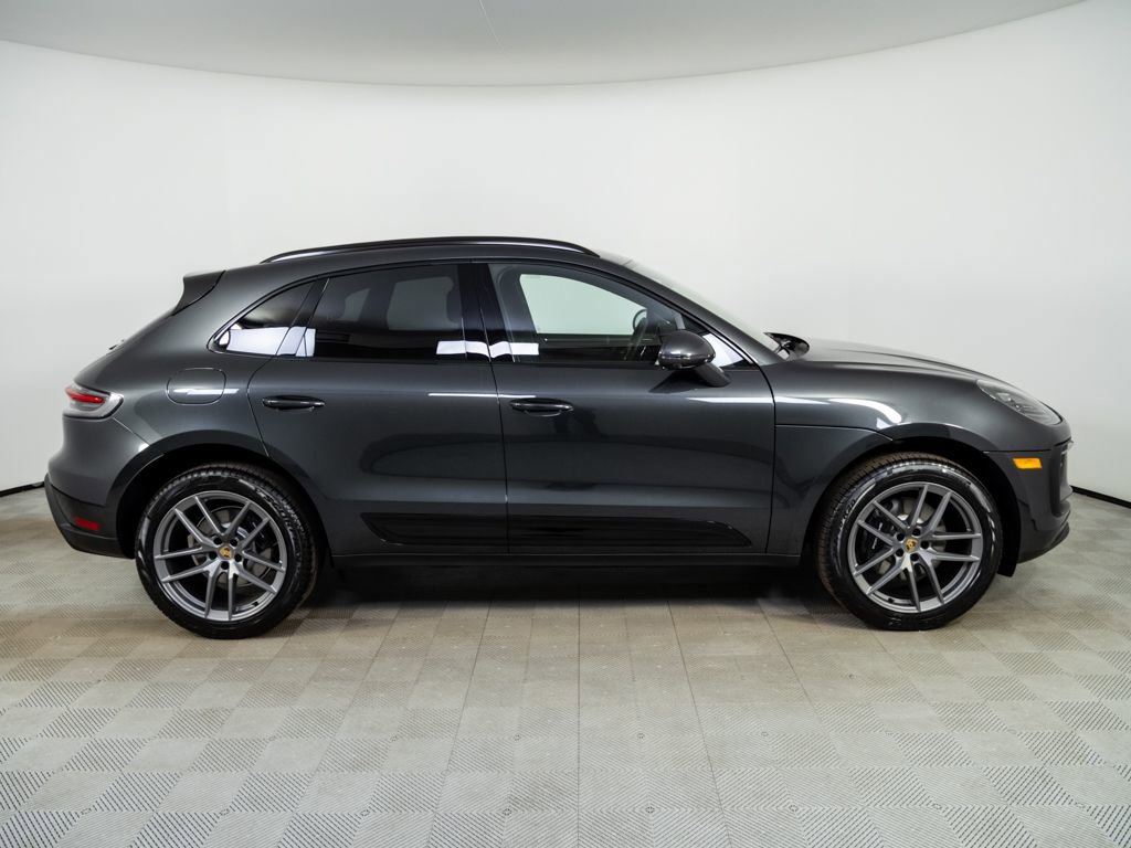 New 2026 Porsche Macan image 28