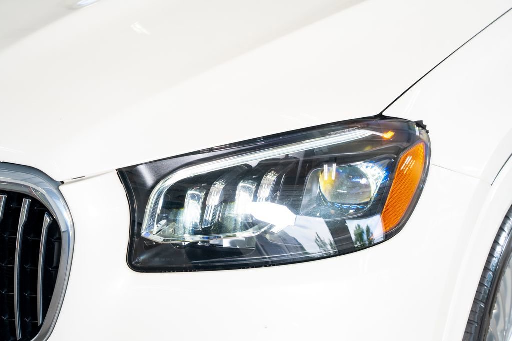 Used 2023 Mercedes-Benz Maybach GLS 600 4MATIC image 13