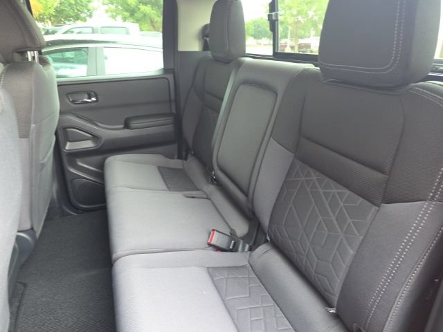 Certified 2026 Nissan Frontier SV w/ Tow Package AWD/4WD image 7