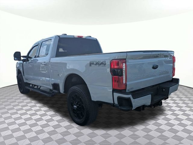 Used 2025 Ford F350 Lariat w/ Black Appearance Package AWD/4WD image 5