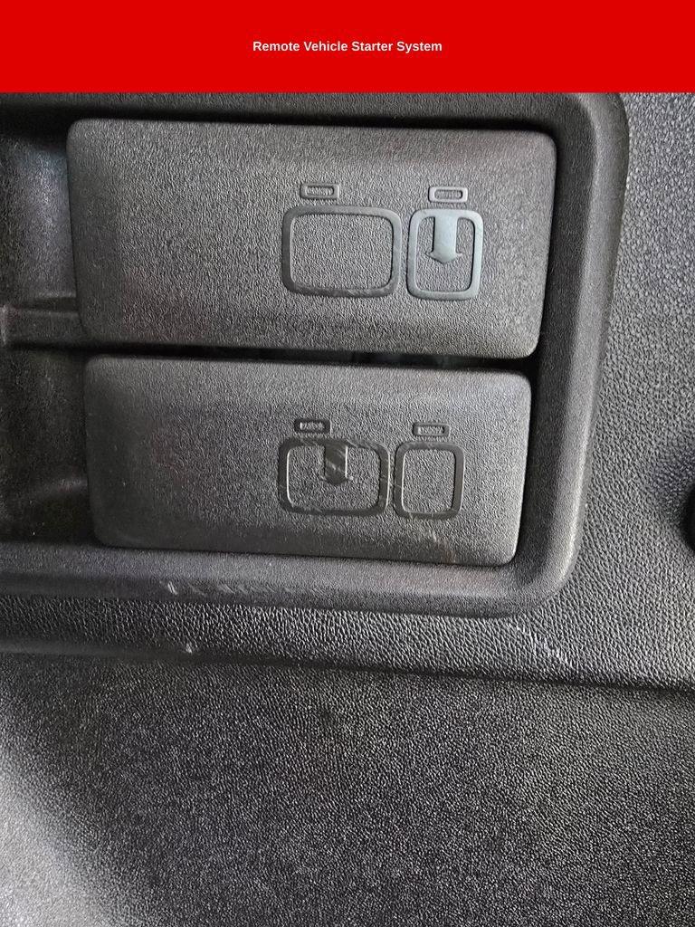 Used 2018 Chevrolet Equinox LT w/ Sun & Infotainment Package image 17