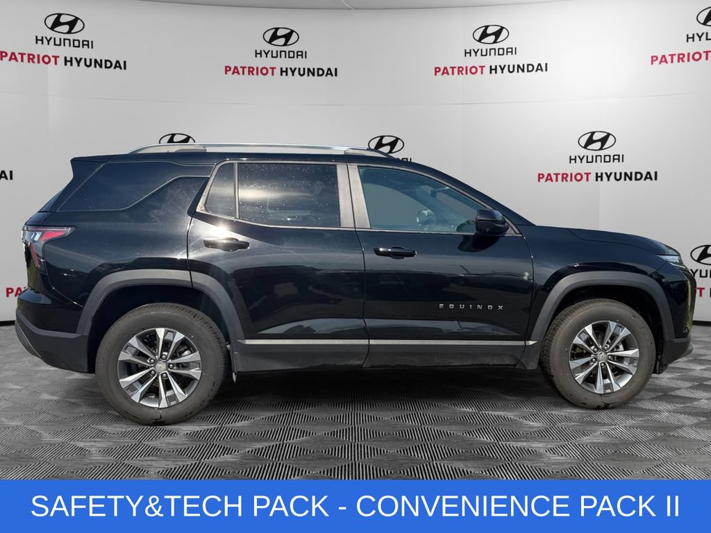 Used 2025 Chevrolet Equinox LT w/ Convenience Package II AWD/4WD image 2