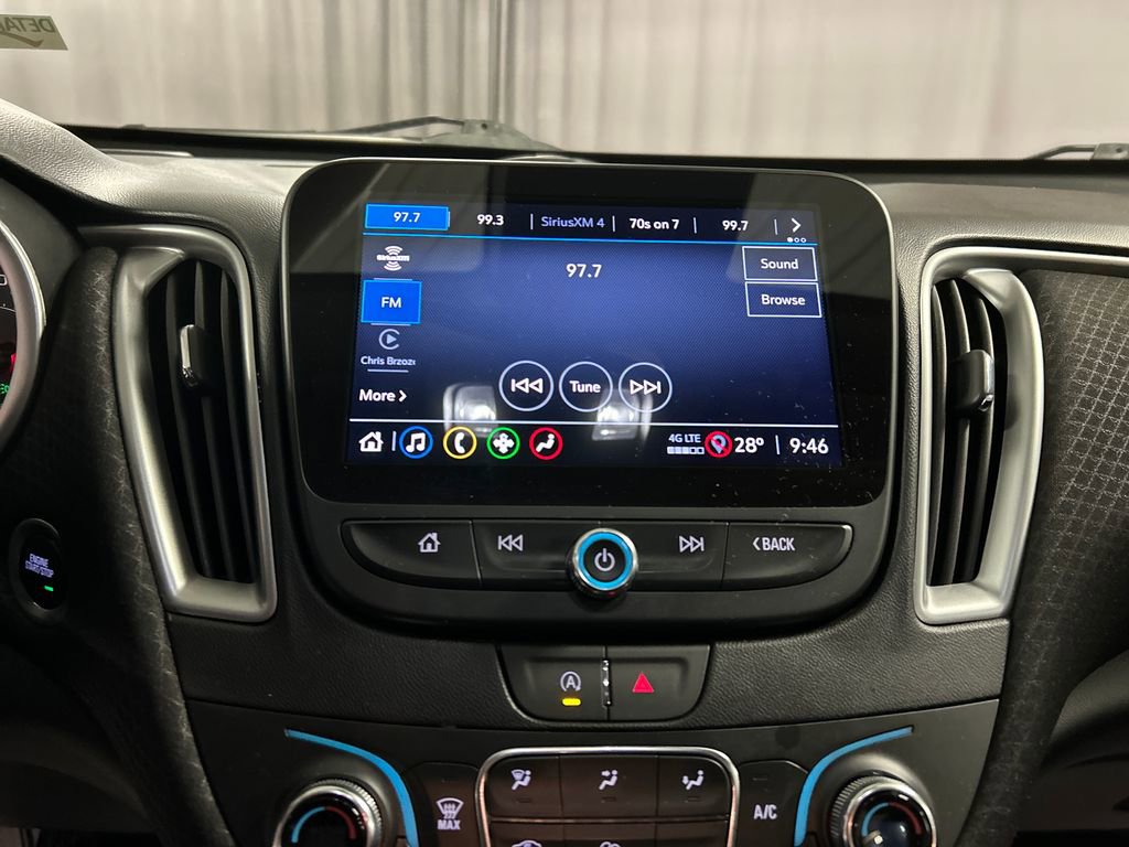 Used 2024 Chevrolet Malibu LT w/ Sport Edition FWD image 17