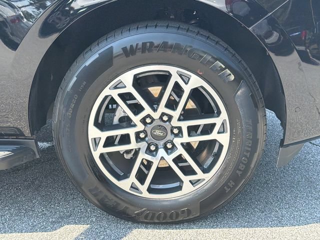 Used 2025 Ford Expedition Max Active RWD image 14