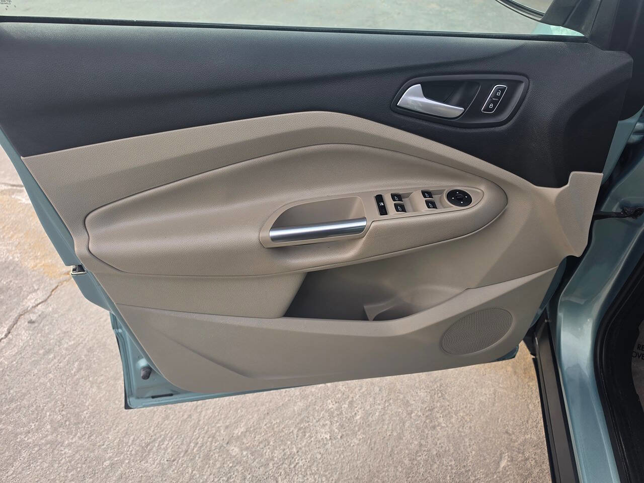 Used 2013 Ford Escape SE image 20