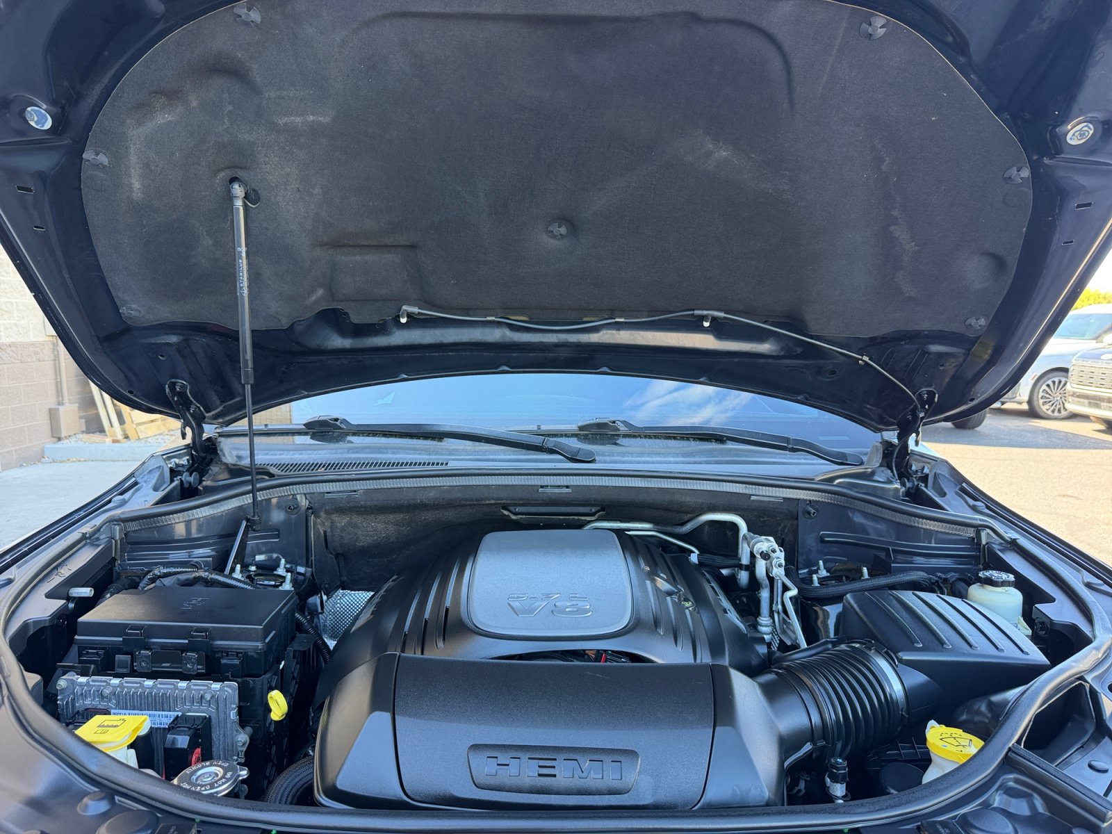 Used 2014 Dodge Durango R/T w/ Technology Group RWD image 21